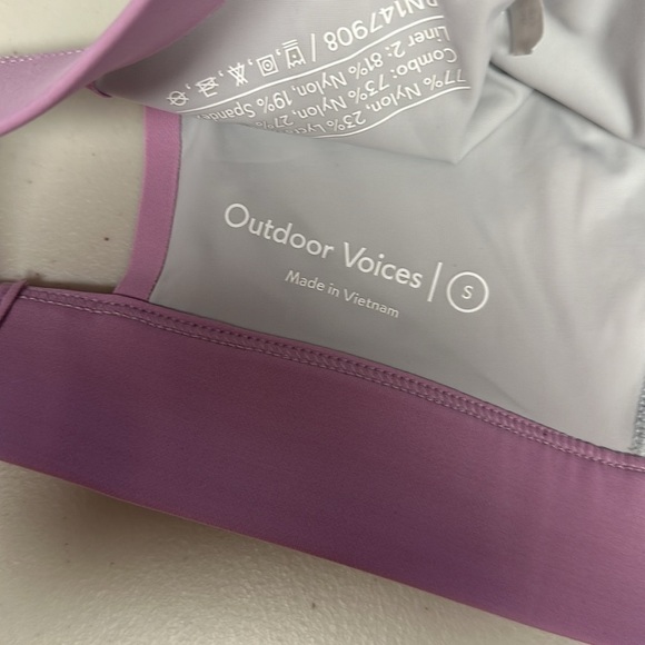 Outdoor Voices Sports Lightform Provence Sports Bra Top size small - Picture 9 of 9